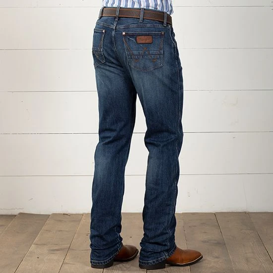 Wrangler Retro Slim Boot Galaxy 88MWZGX Jeans