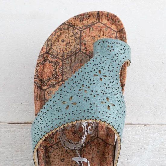 Country Grace Turquoise Daisy Sandal - Image 5